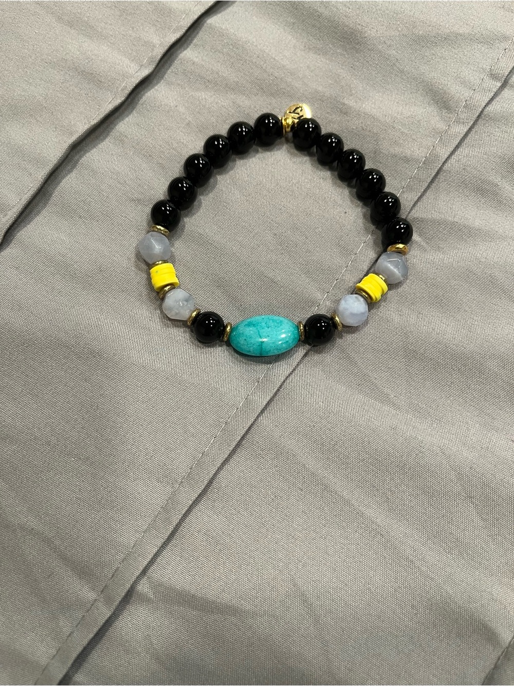 TJazelle Turquoise Center Bead Black onyx Stretch Bracelet